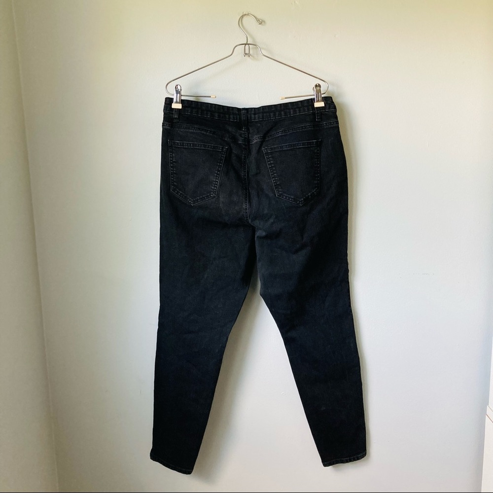 Fashion to Figure High Rise Skinny Jean, Black 16 - Picture 2 of 2